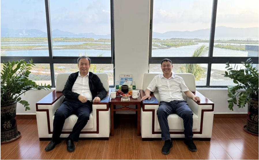 中國農(nóng)業(yè)發(fā)展集團孔繁新董事長一行到晨海種業(yè)考察調(diào)研